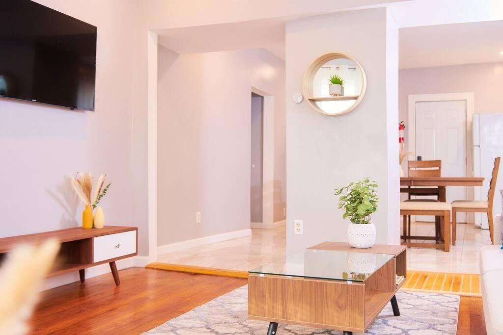 Cozy Apartment 1St 10Min Walk Downtown And City View Providence Ngoại thất bức ảnh